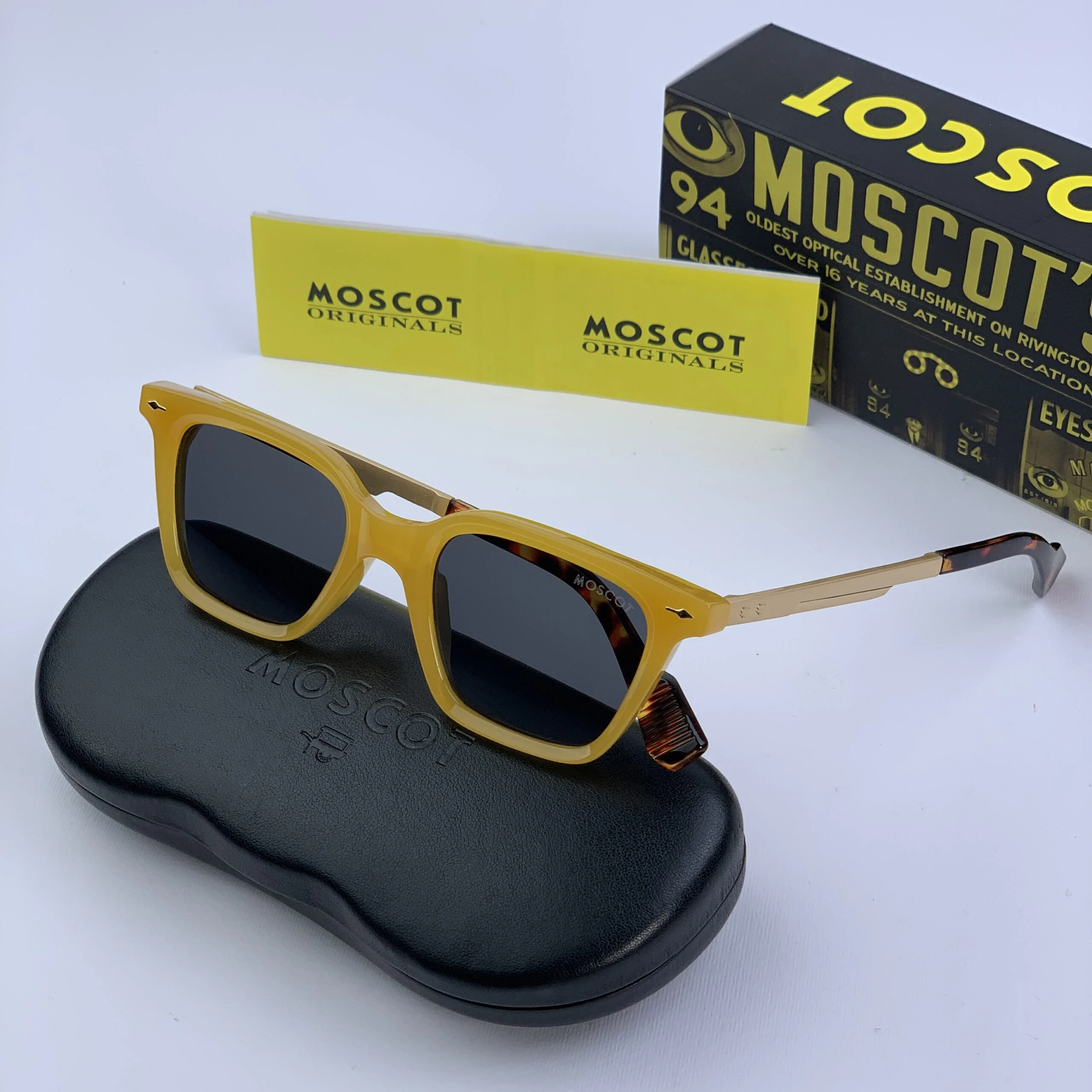 عینک آفتابی فلزی کائوچو برند مسکات کد 6069