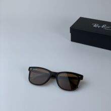 عینک آفتابی فریم کربن مدل 402 برند RayBan