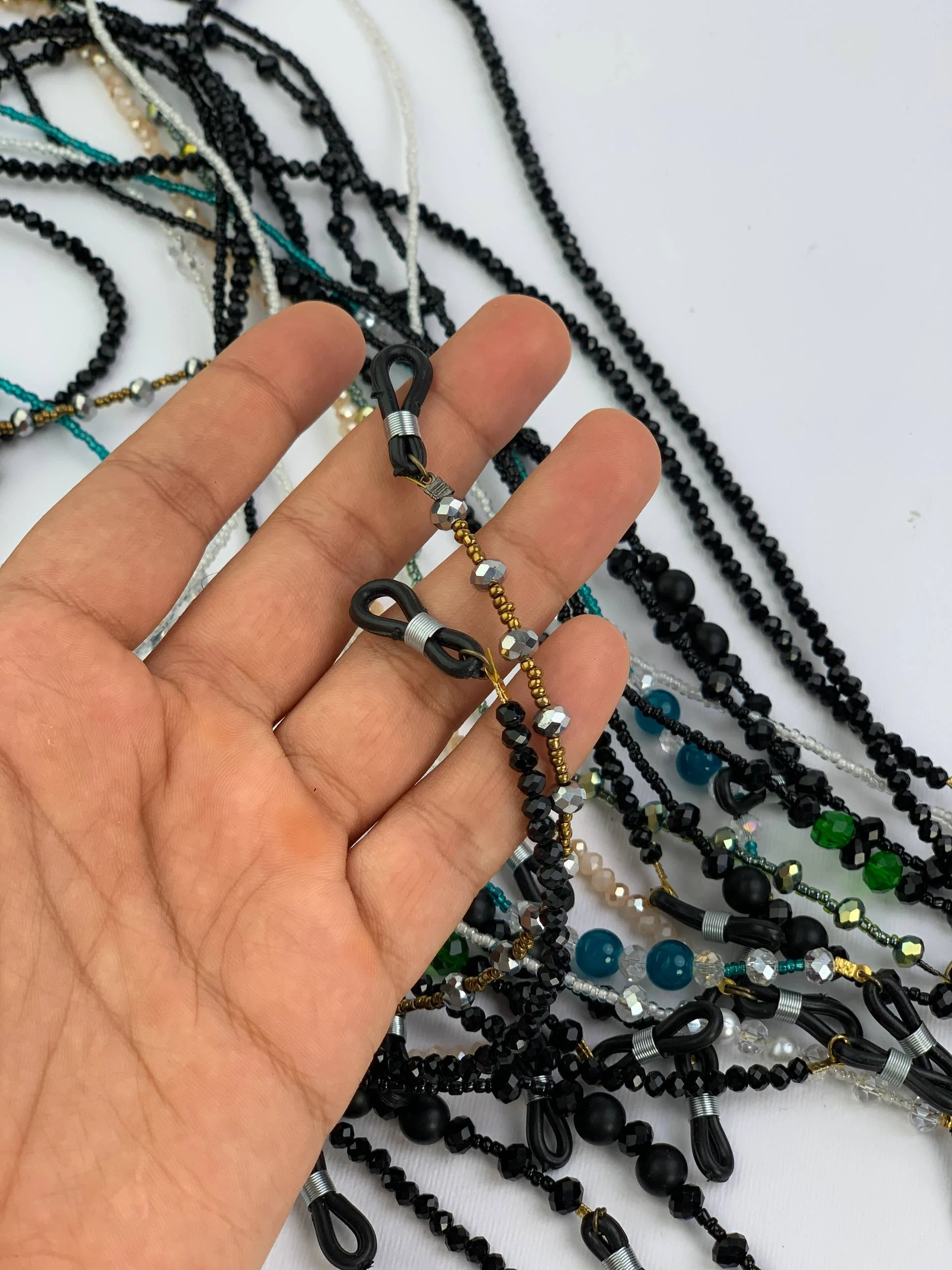 بند نگینی و مهره ایی